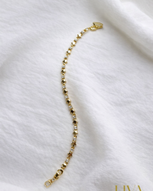 Yıldız Detaylı Taşlı Bileklik – 14K Altın Görünümlü