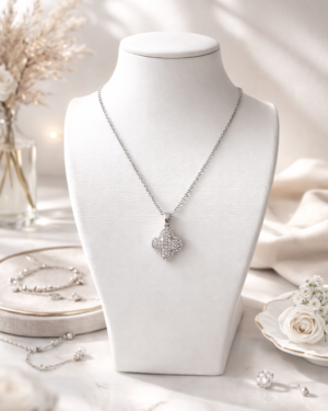 Silver Yonca Taşlı Kolye